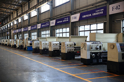 配備了漢力達(dá)液壓設(shè)備的水壩閘門為全國各地的水利工程添磚加瓦